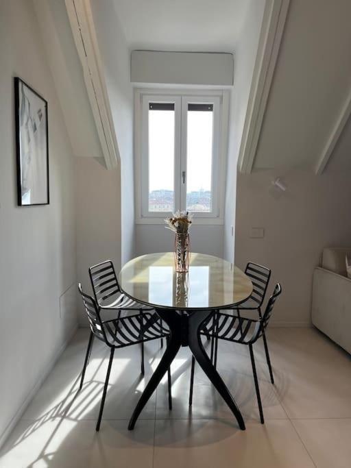 Appartamento Nuovo Brera/Moscova มิลาน ภายนอก รูปภาพ